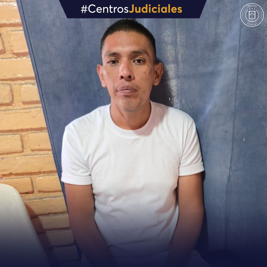 Condenado a ocho años de prisión por disparar arma que sustrajo a un policía