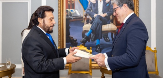 Llegan nuevos embajadores y presentan sus credenciales