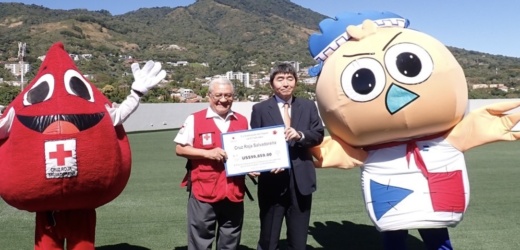 Japón firma convenio de donación con Cruz Roja, para la donación de ambulancia y unidad móvil  para la donación de sangre