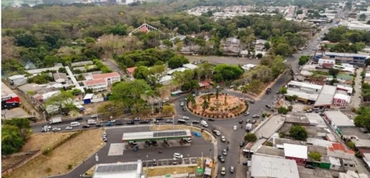 GOBIERNO INICIA OBRAS PARA AMPLIAR EL BULEVAR LAS PALMERAS EN SONSONATE