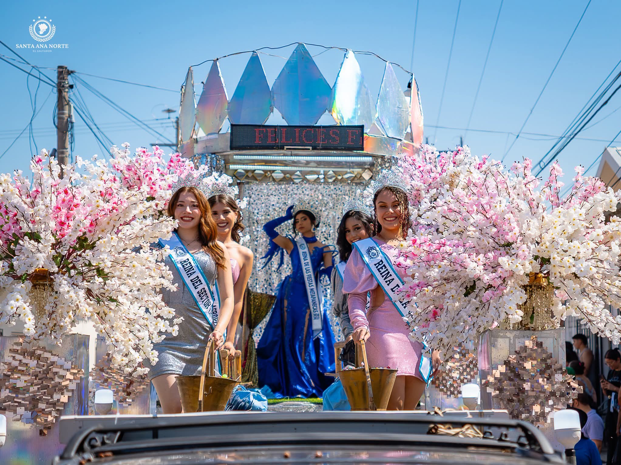 Hoy arrancaron las Fiestas Patronales de Metapán con el desfile del tradicional Correo