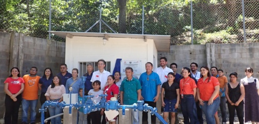 Japón financió Proyecto de Abastecimiento de Agua Potable en  el Caserío El Mirador, Cantón Portezuelo, distrito de Santa Ana, por un monto de USD $109,330.00