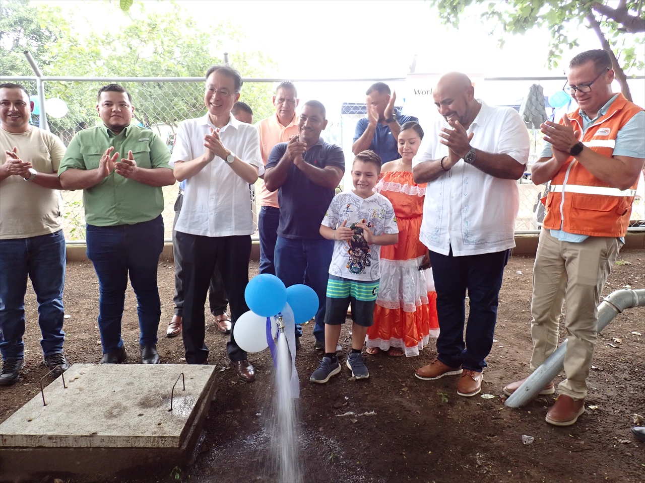 Japón financió el Proyecto de Suministro de Sistema de Agua  Potable en el Cantón El Paraisal, Municipio de  Concepción Batres, por un monto de USD $106,462.00.
