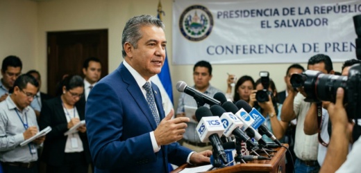 Ex presidente Antonio Elias Saca queda en libertad