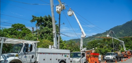 AES CAESS repotencia red eléctrica que abastece a más de 70 mil usuarios en San Salvador